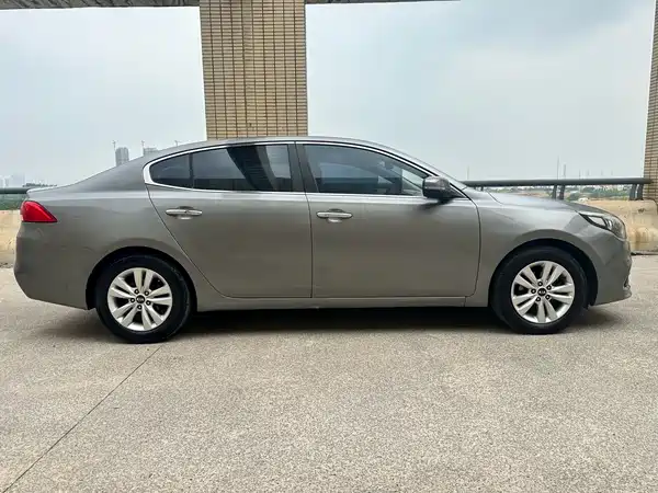 Kia K4 2015