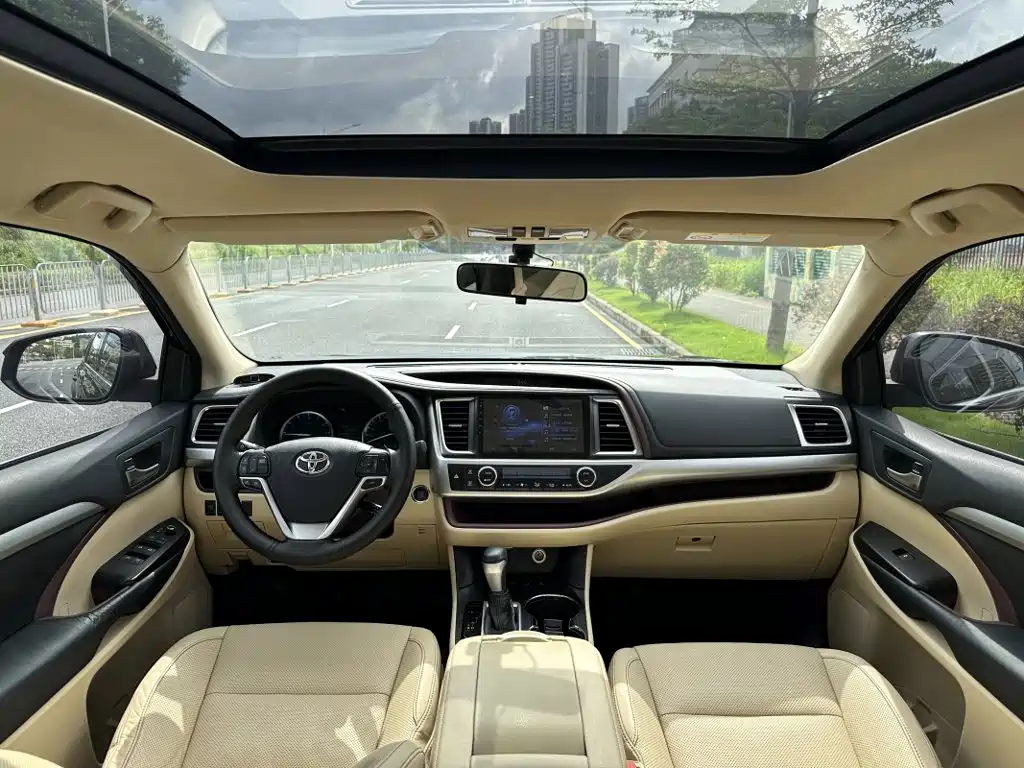 Toyota Highlander 2017