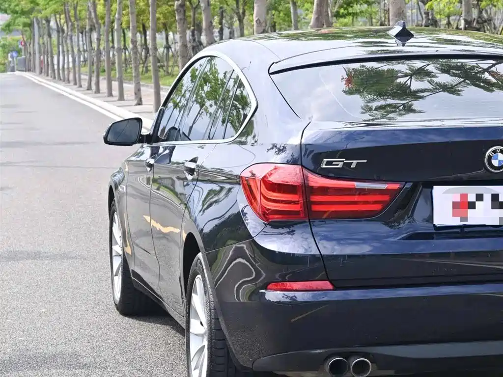 BMW 5 Series GT 2016 — фото 6