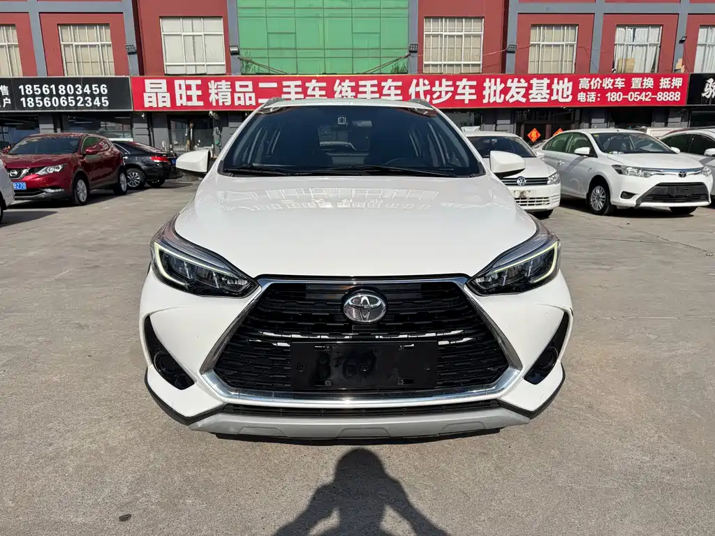 Toyota Yaris L 2021 — фото 2