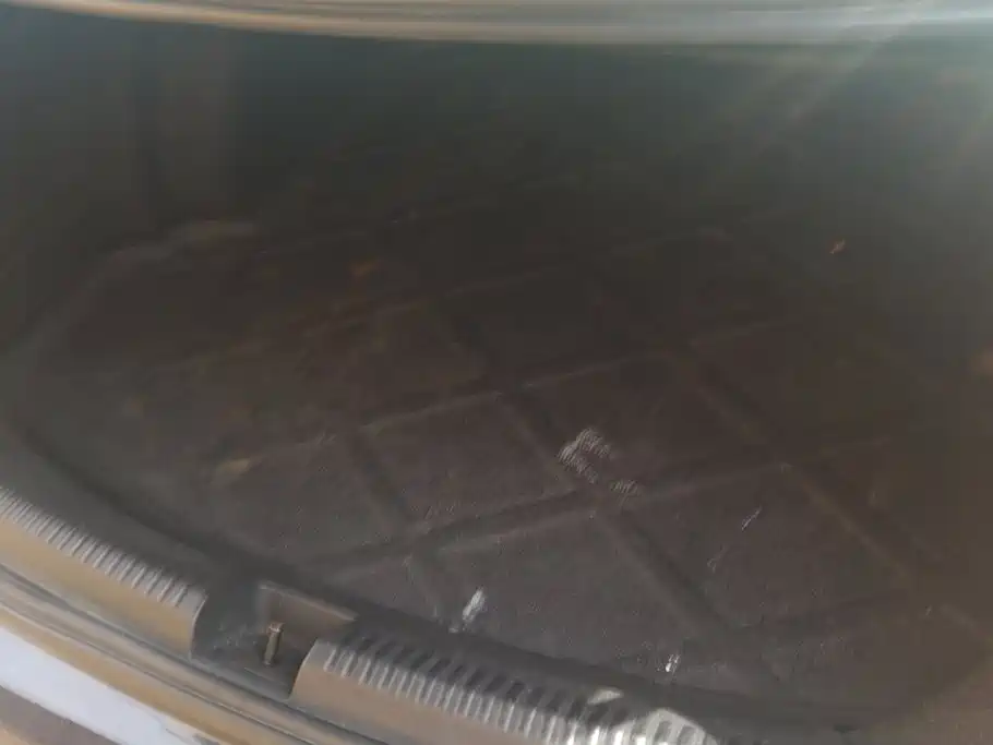 Volkswagen Sagitar 2014
