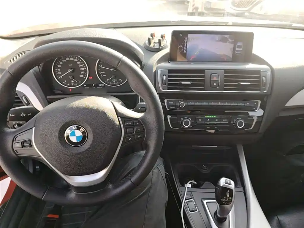 BMW 1 Series 2016 — фото 10