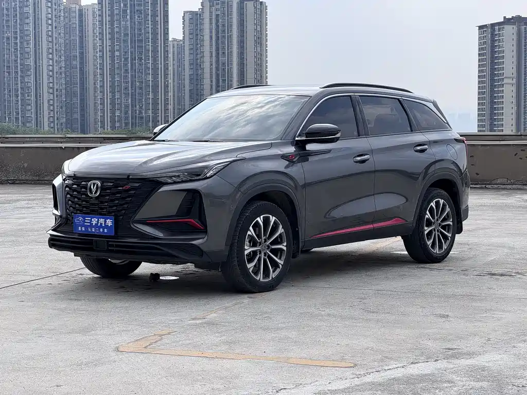 Changan CS75 PLUS 2021 — фото 1