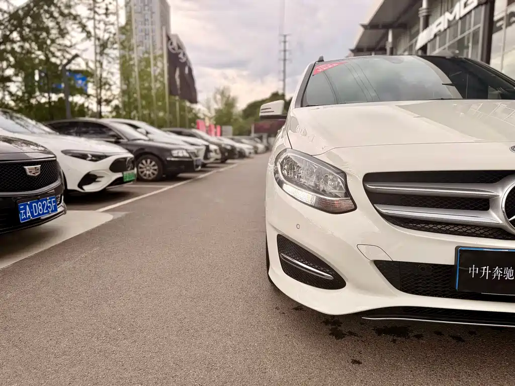 Mercedes-Benz B-Class 2016