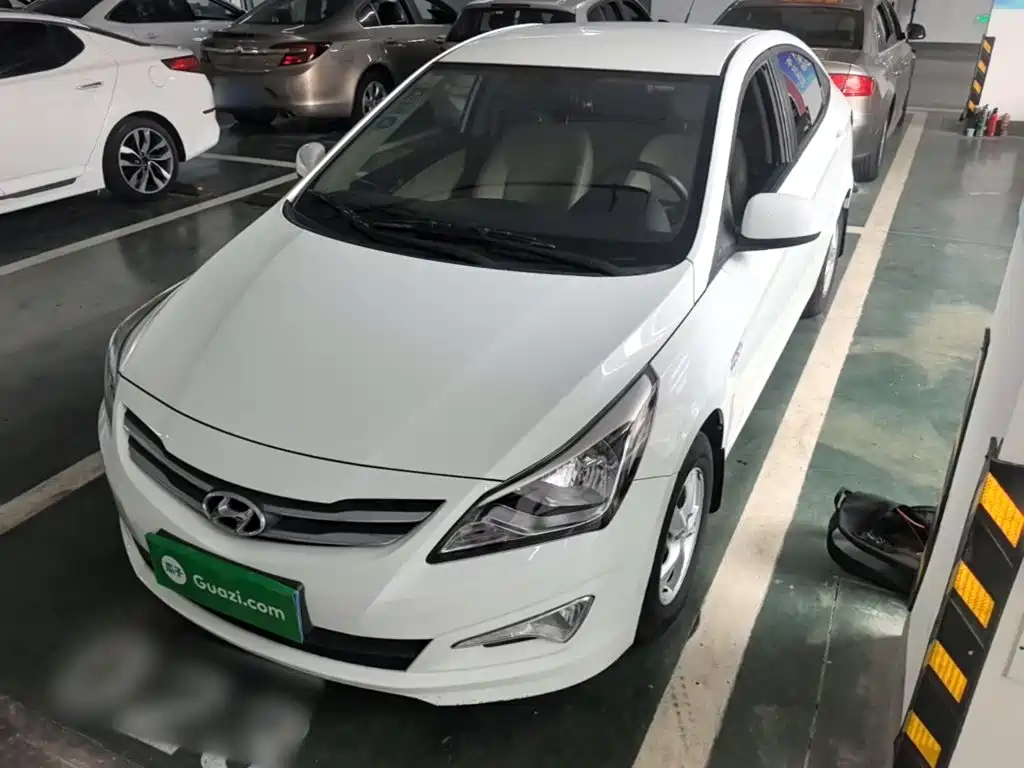 Hyundai Verna 2016