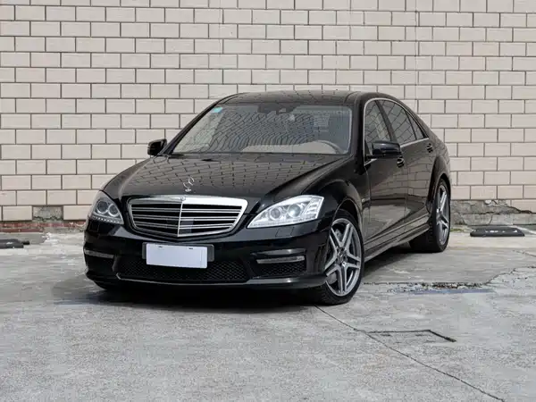Mercedes-Benz S-Class AMG 2010