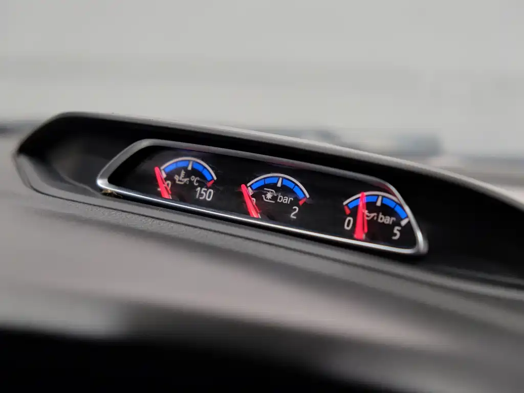 Ford Focus 2018 — фото 9