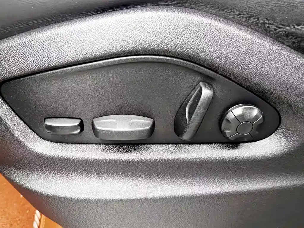 Porsche Cayenne 2022 — фото 18