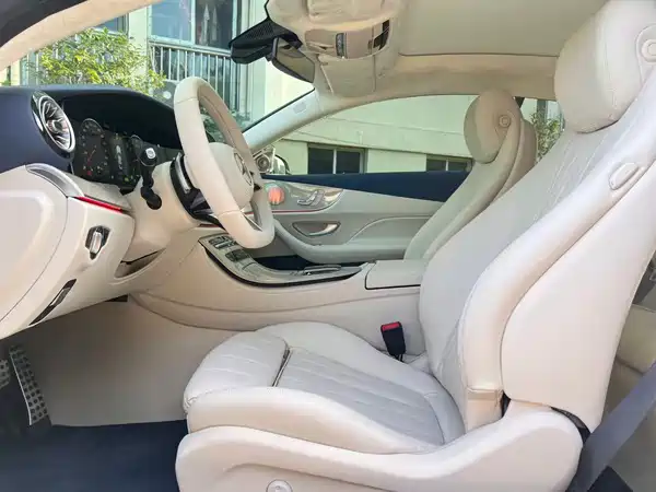 Mercedes-Benz E-Class 2021