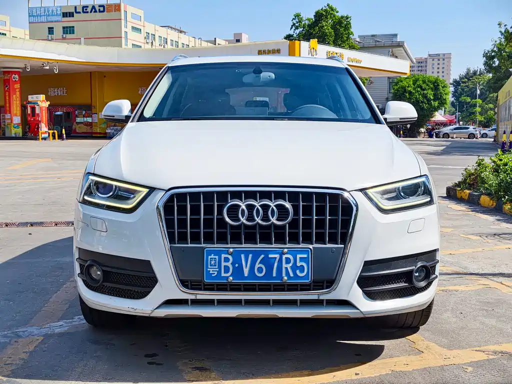 Audi Q3 2014 — фото 2