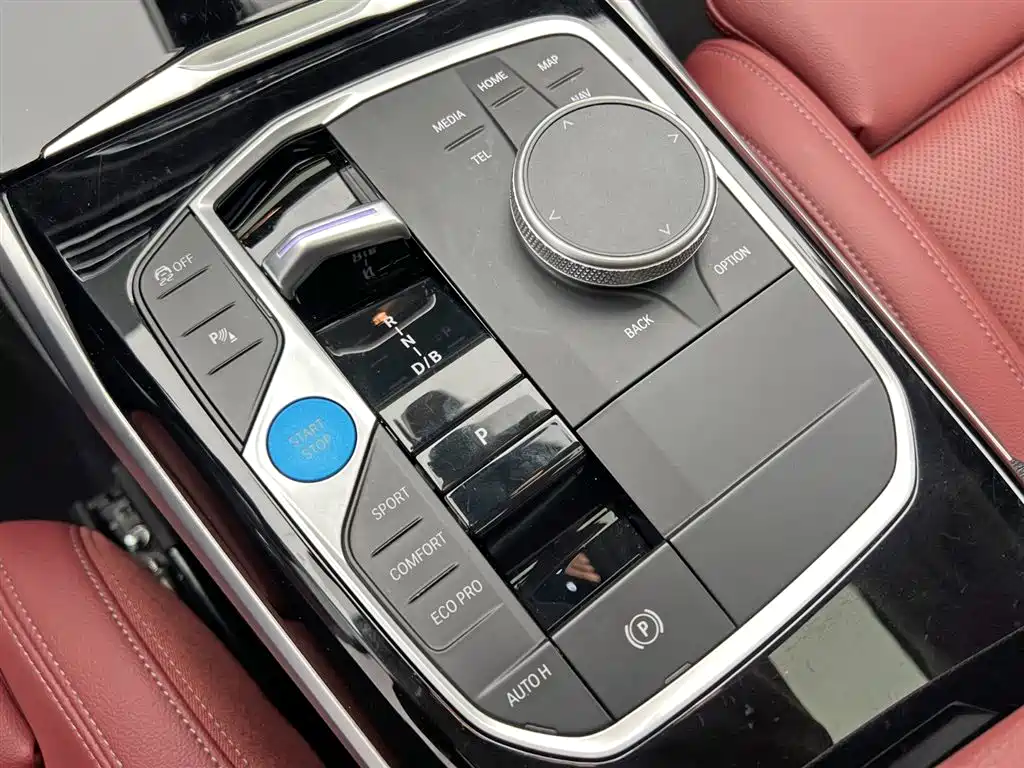 BMW i3 2024 — фото 16