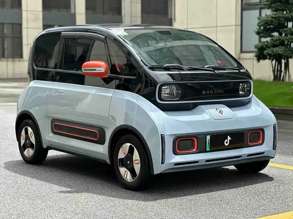 Baojun Kiwi EV 2021