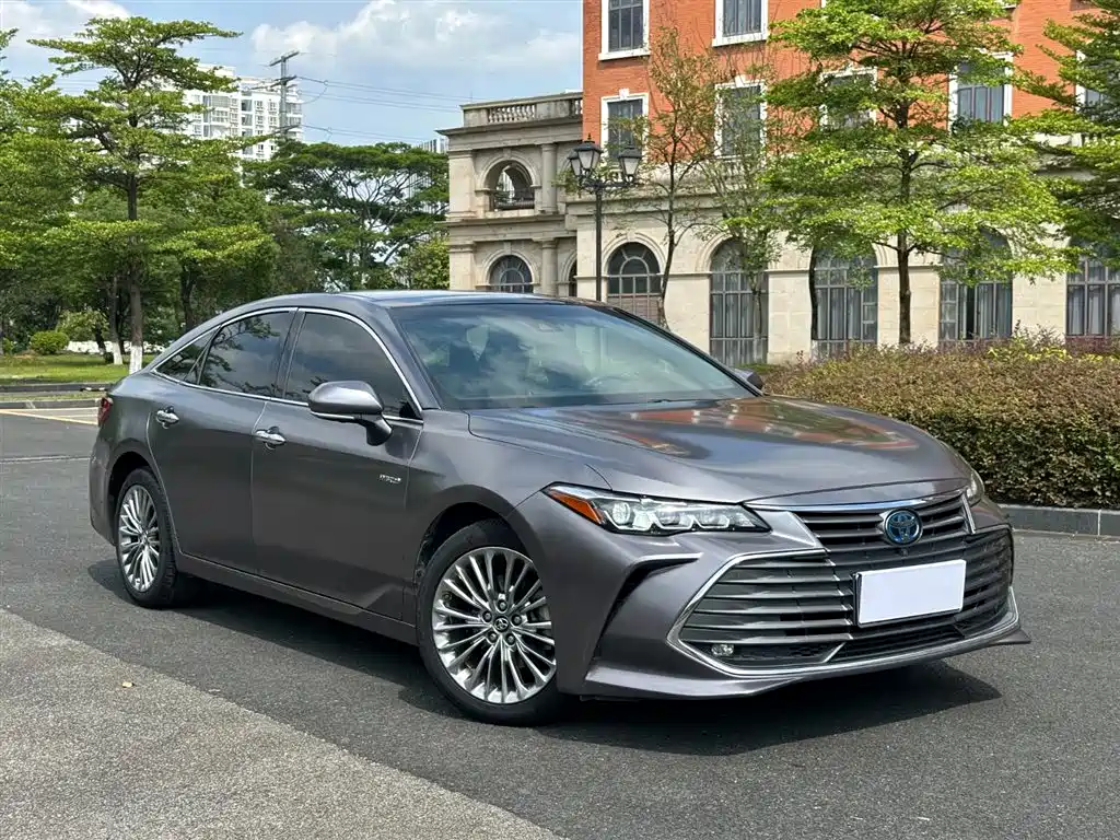 Toyota Avalon 2019 — фото 3