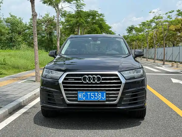 Audi Q7 2016