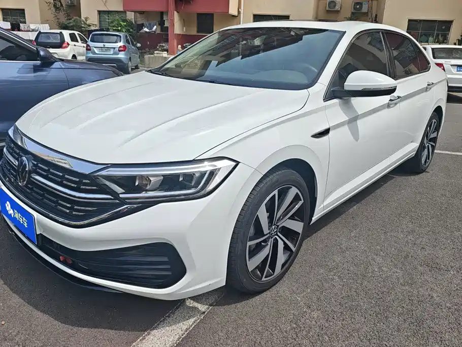 Volkswagen Sagitar 2024