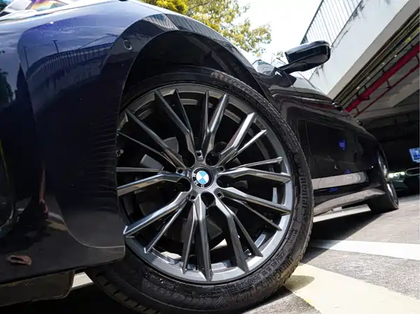 BMW 3 Series 2021