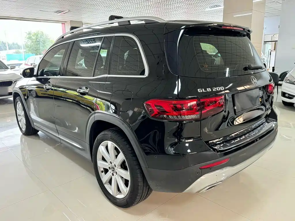 Mercedes-Benz GLB 2020 — фото 20