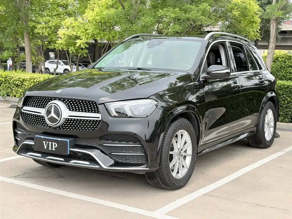 Mercedes-Benz GLE 2021 — фото 1