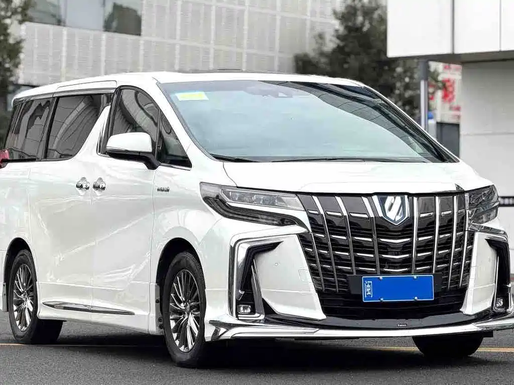 Toyota Alphard 2021 — фото 3