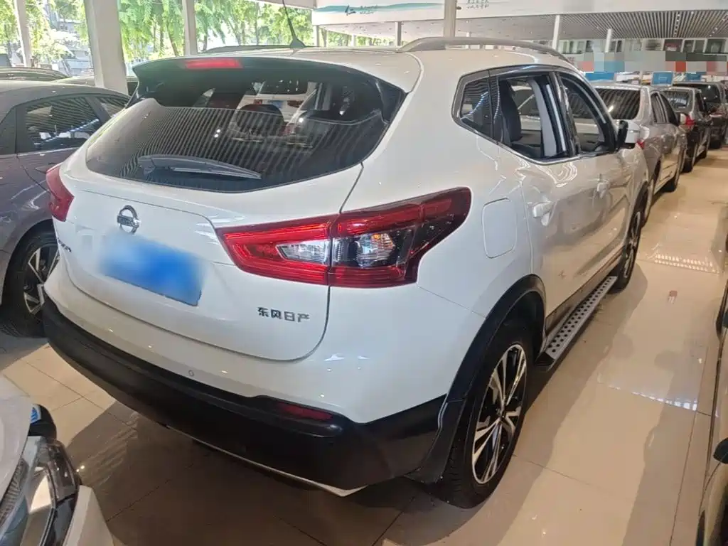 Nissan Qashqai 2021 — фото 7