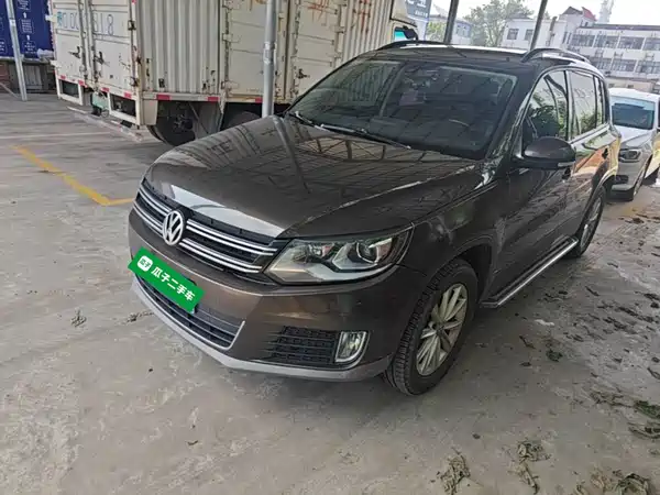 Volkswagen Tiguan 2015
