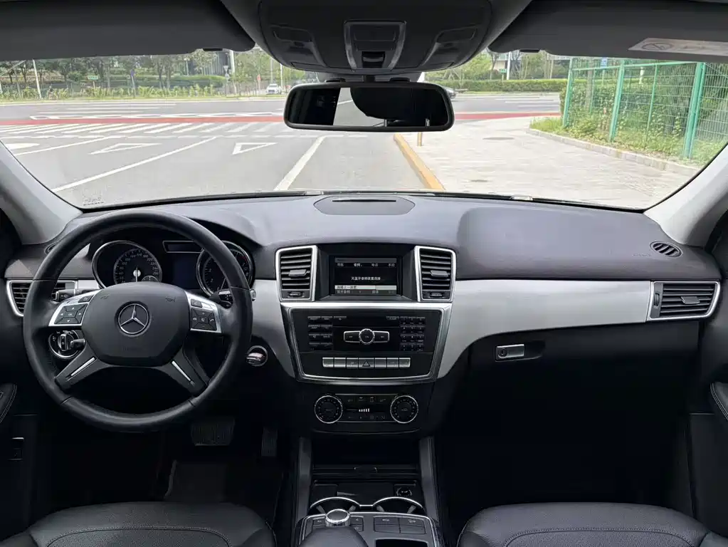 Mercedes-Benz M-Class 2015 — фото 6