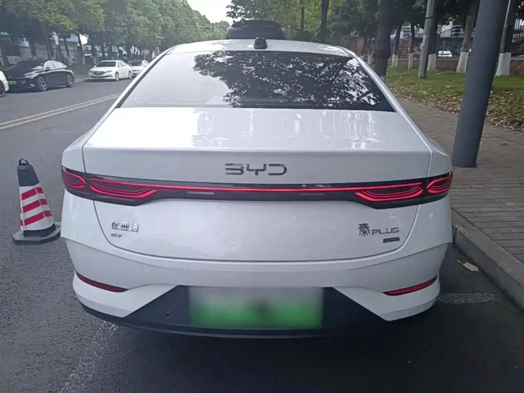 BYD Qin PLUS 2025 — фото 6