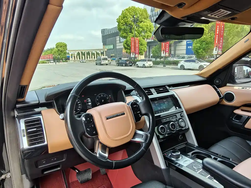Land Rover Discovery 2020 — фото 14