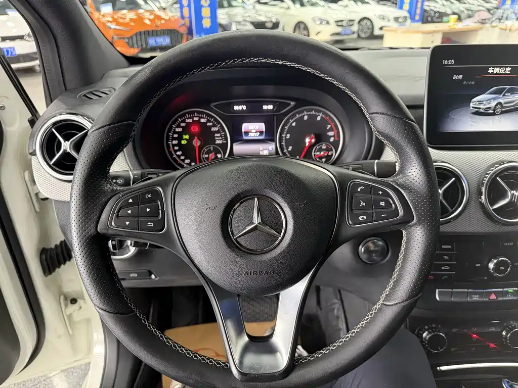 Mercedes-Benz B-Class 2019 — фото 9