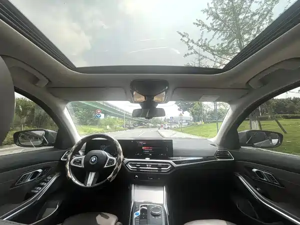 BMW i3 2022