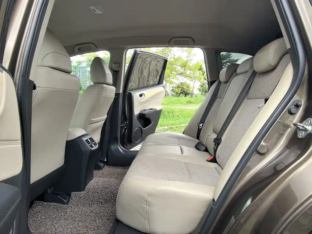 Honda Jade 2015 — фото 17