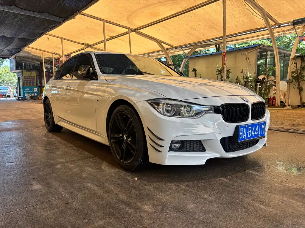 BMW 3 Series 2018 — фото 3