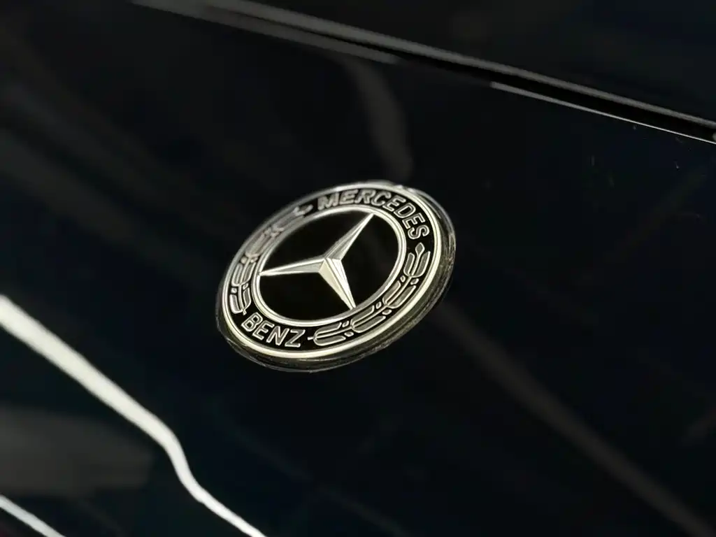 Mercedes-Benz C-Class 2024 — фото 8