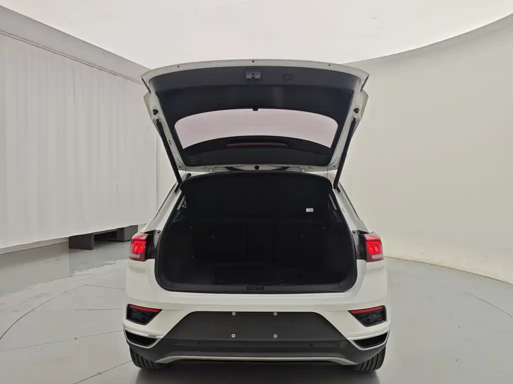 Volkswagen T-Roc 2020 — фото 29