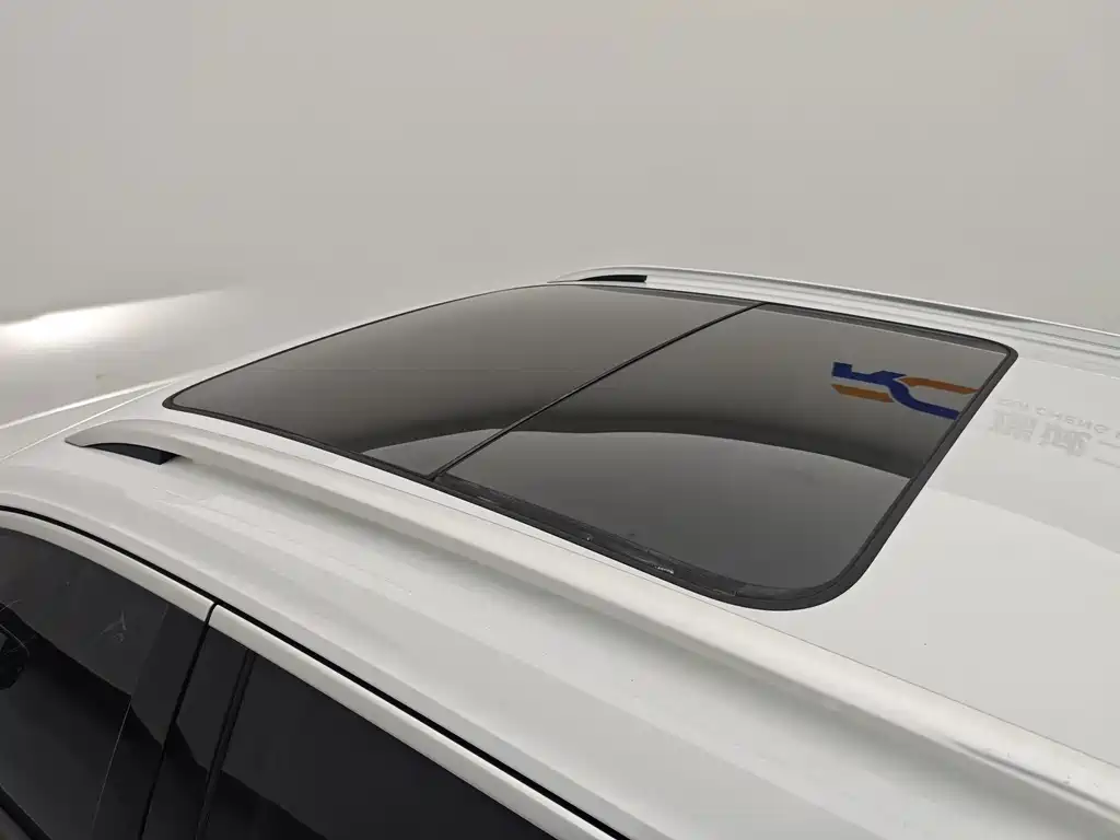 Volkswagen T-Roc 2020 — фото 12
