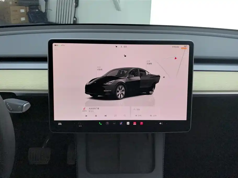 Tesla Model Y 2023 — фото 13