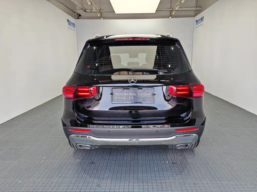 Mercedes-Benz GLB 2024