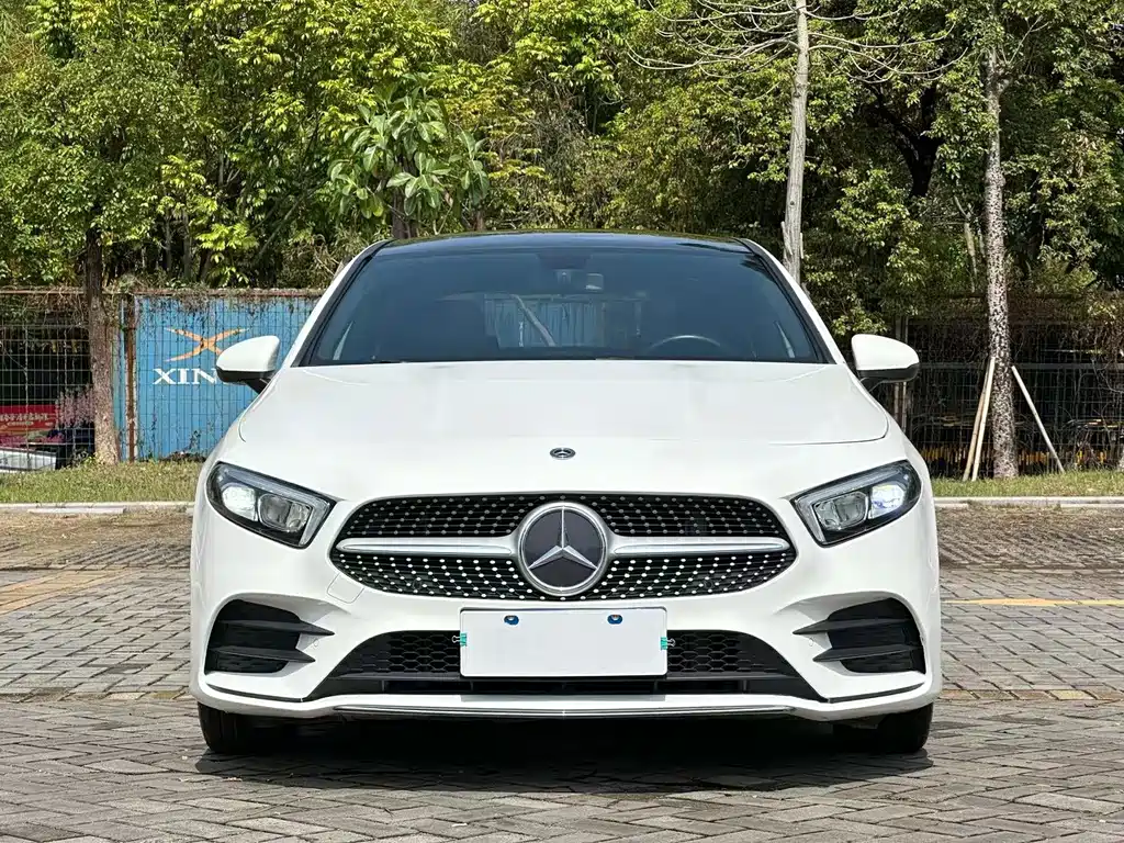 Mercedes-Benz A-Class 2020 — фото 2