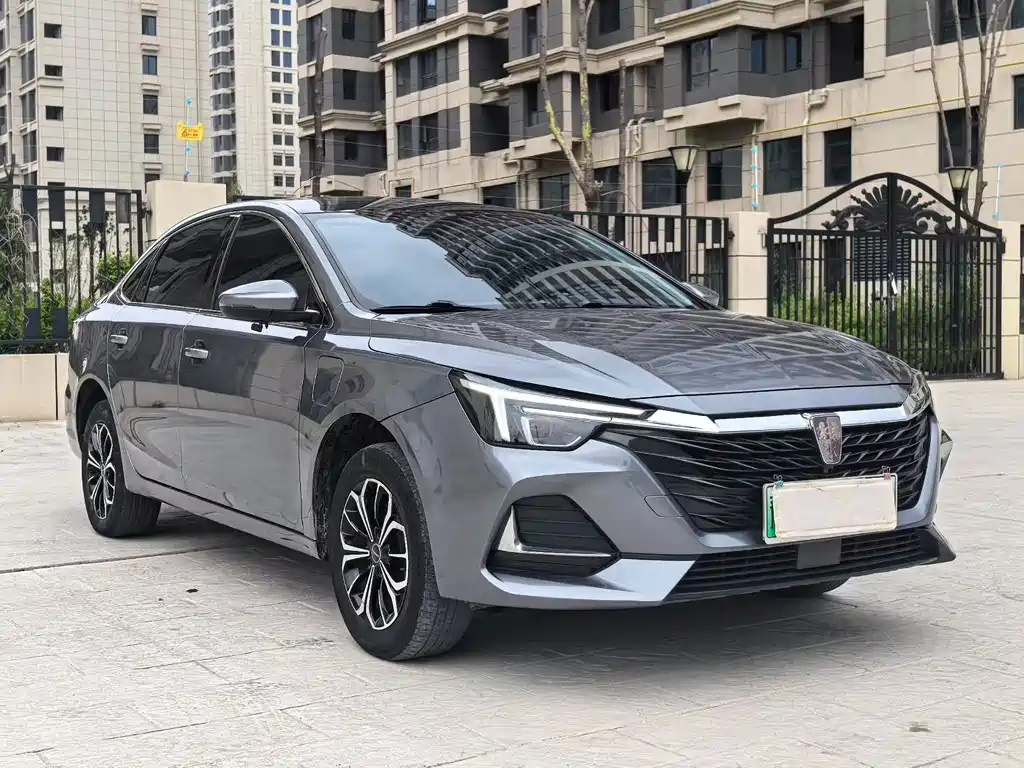 Roewe MAX 2022
