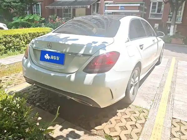 Mercedes-Benz C-Class 2019