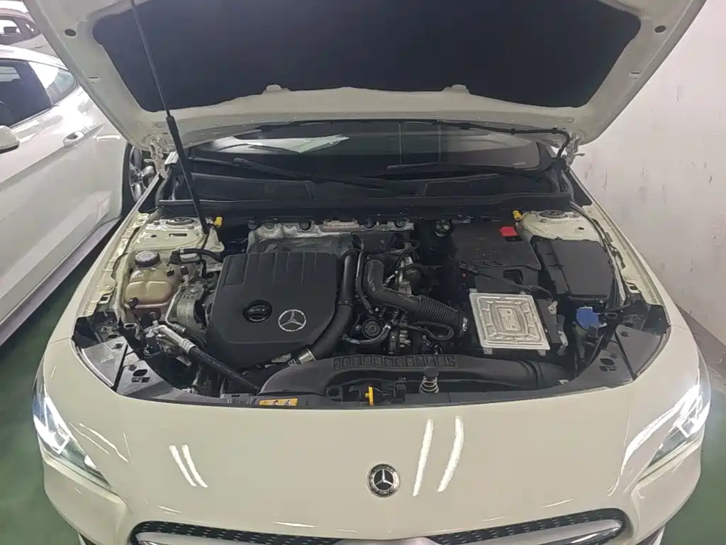 Mercedes-Benz CLA 2020 — фото 20