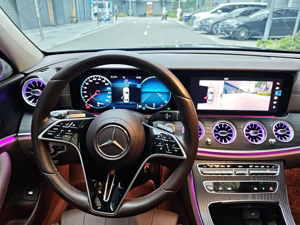 Mercedes-Benz E-Class 2021