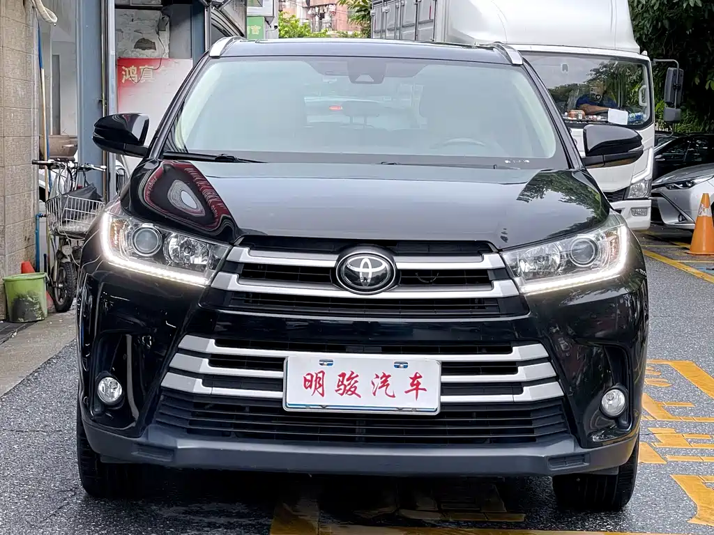 Toyota Highlander 2020