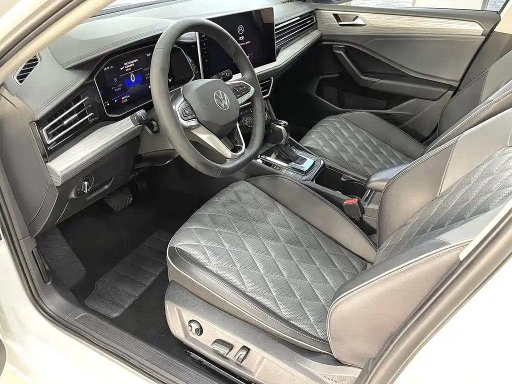Volkswagen Sagitar 2023