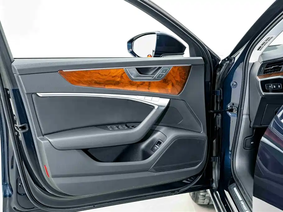 Audi A6 2021 — фото 16