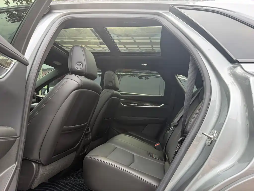 Cadillac XT5 2022 — фото 15