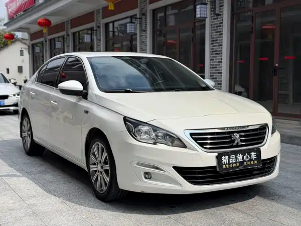 Peugeot 408 2016