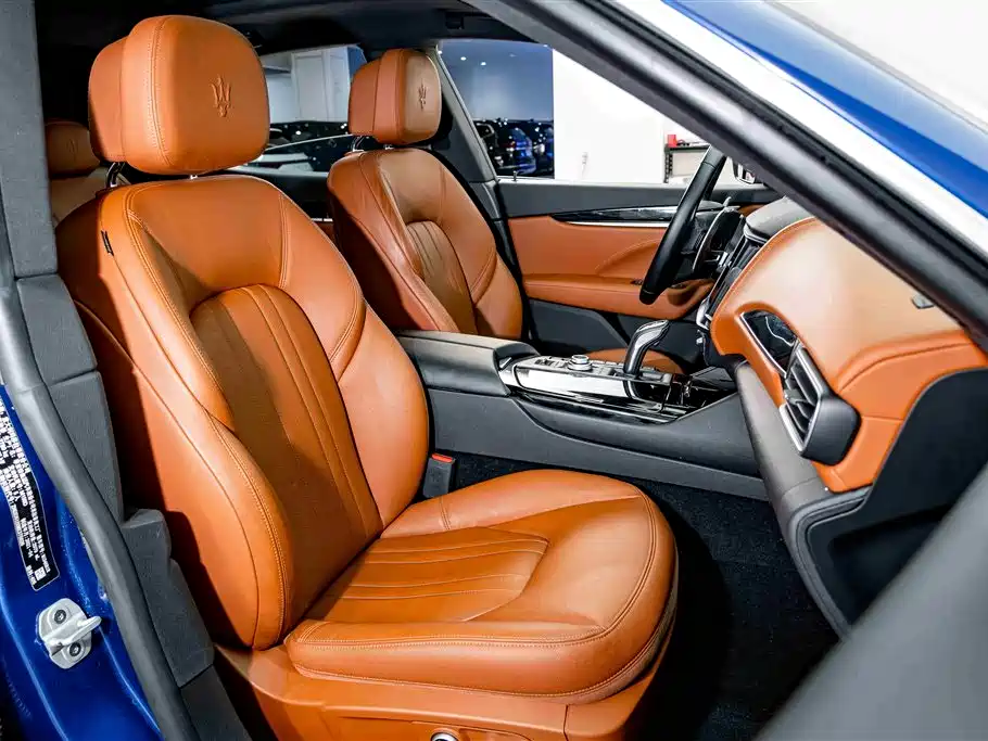 Maserati Levante 2021 — фото 19