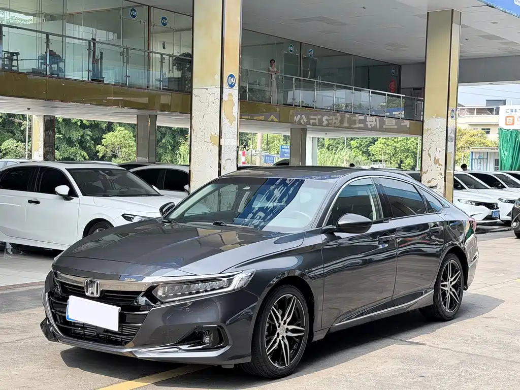 Honda Accord 2022 — фото 1
