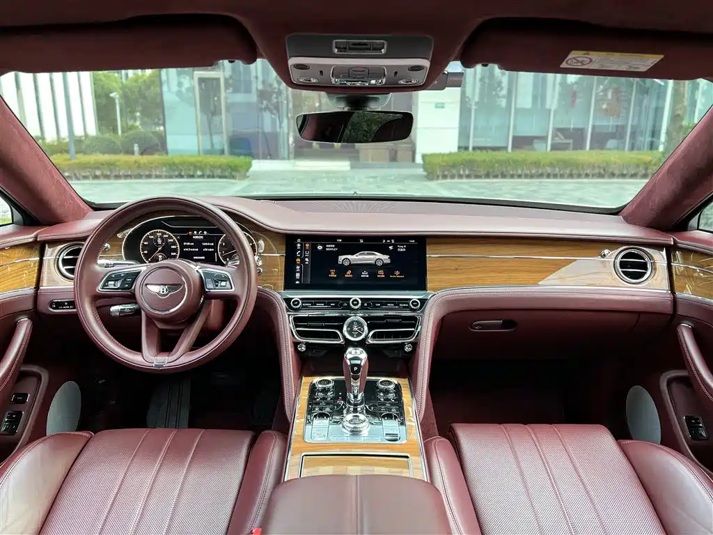 Bentley Flying Spur 2021 — фото 17